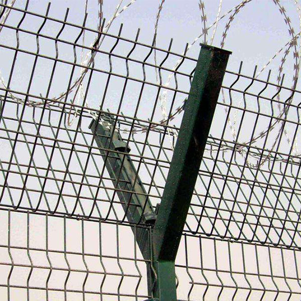 看守所安全防御护栏网工厂直销 监狱刺绳钢网墙护栏定制批发