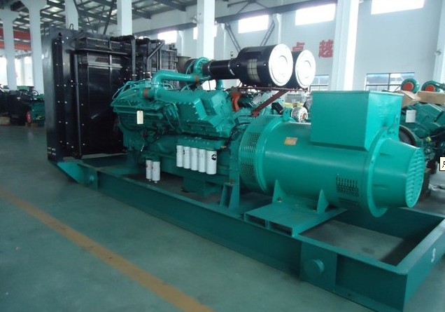 产地现货供应1000KW康明斯柴油发电机组KTA38-G9