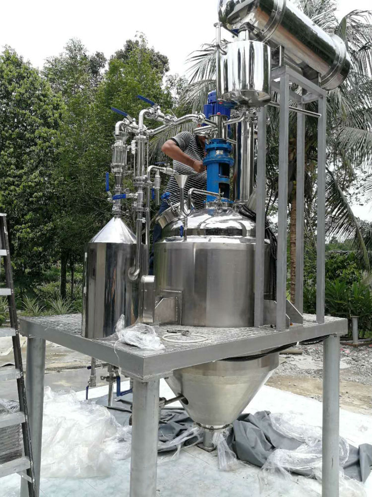 生产型植物精油提取设备蒸馏法提取