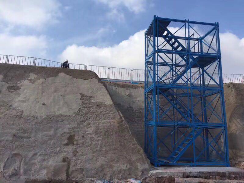 厂家直销 箱式梯笼 建筑深基坑施工安全梯笼 爬梯 组合式梯笼爬梯