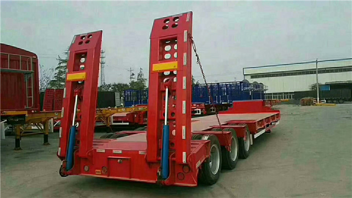 滨州10.5米骨架型集装箱运输半挂车参数和配置
