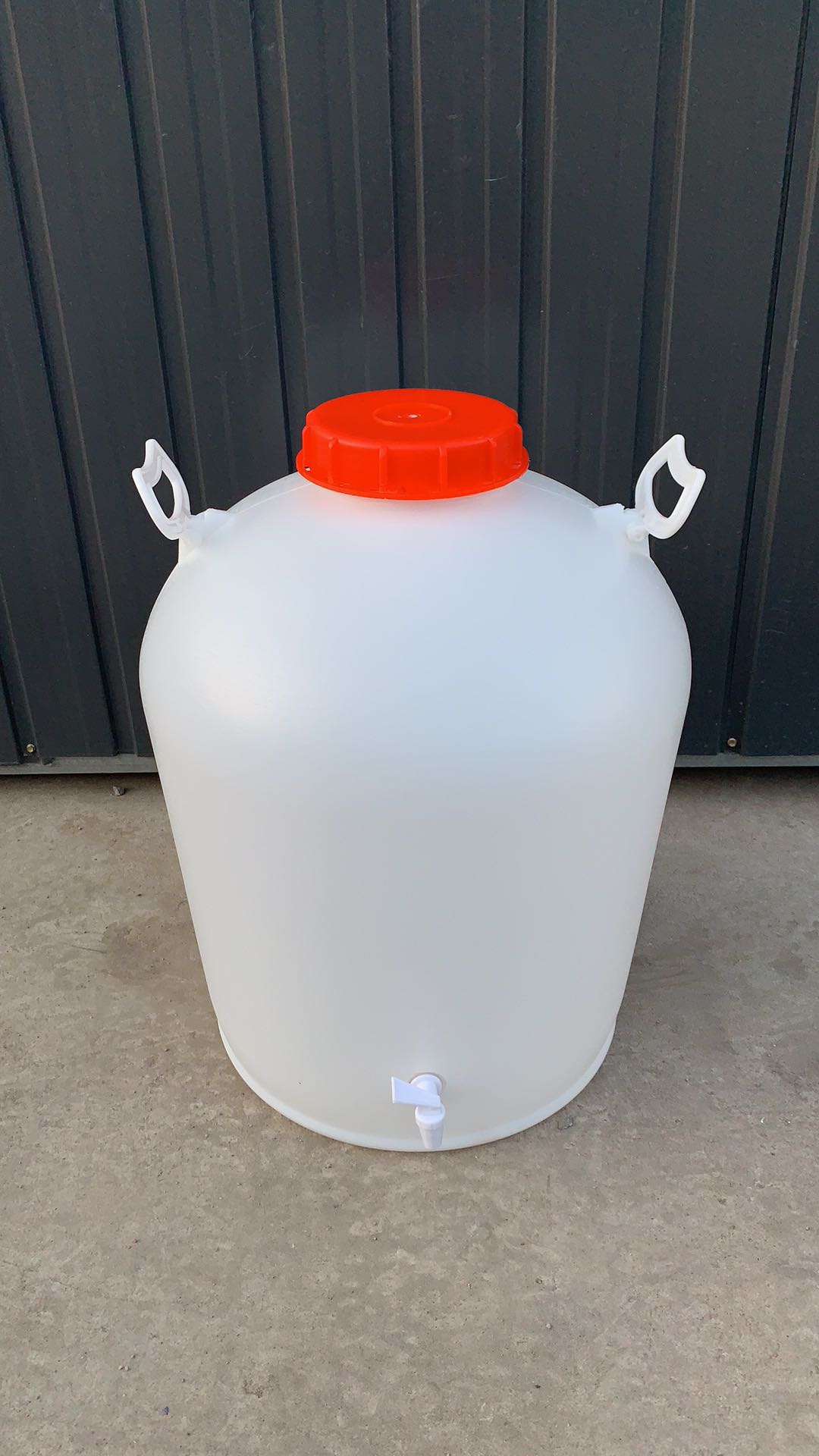 新利塑业75升带水嘴塑料桶75升家用塑料桶75升酒桶