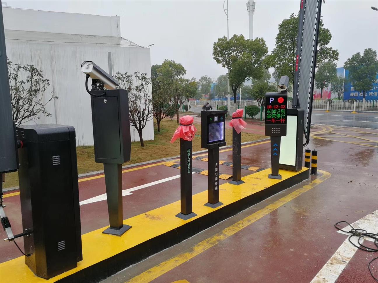 鹤壁自动停车场系统 智能无人管理停车场系统 智能识别收费