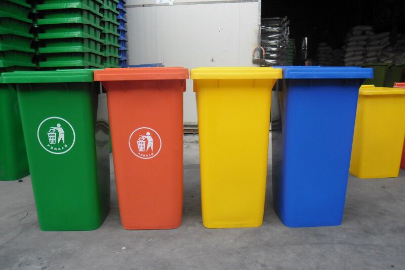 供应宜昌小区**塑料分类垃圾桶 垃圾车可用挂式塑料垃圾桶