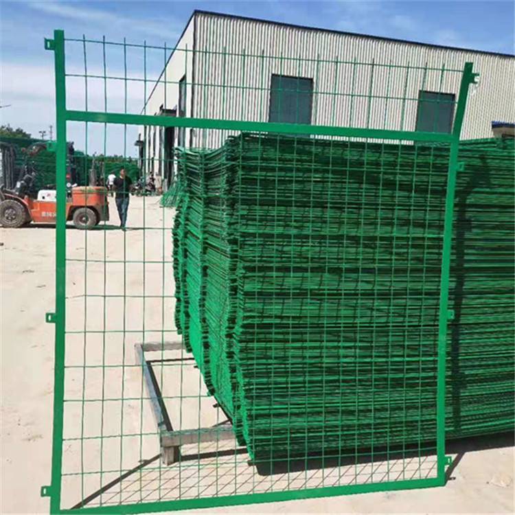 安平护栏网厂家 定制 7人制笼式足球场围网 训练场地防护网