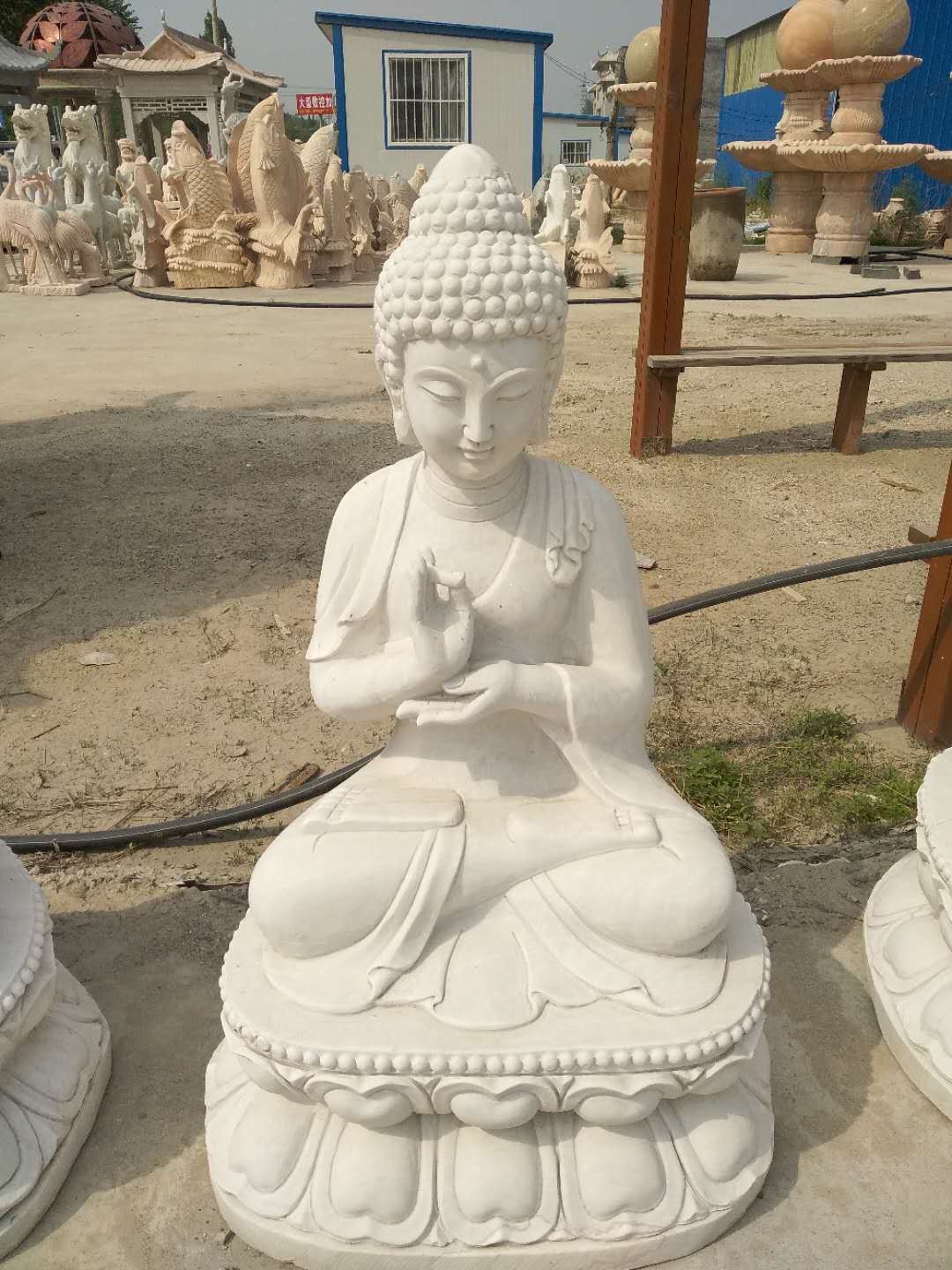 天津三大仕石雕佛像