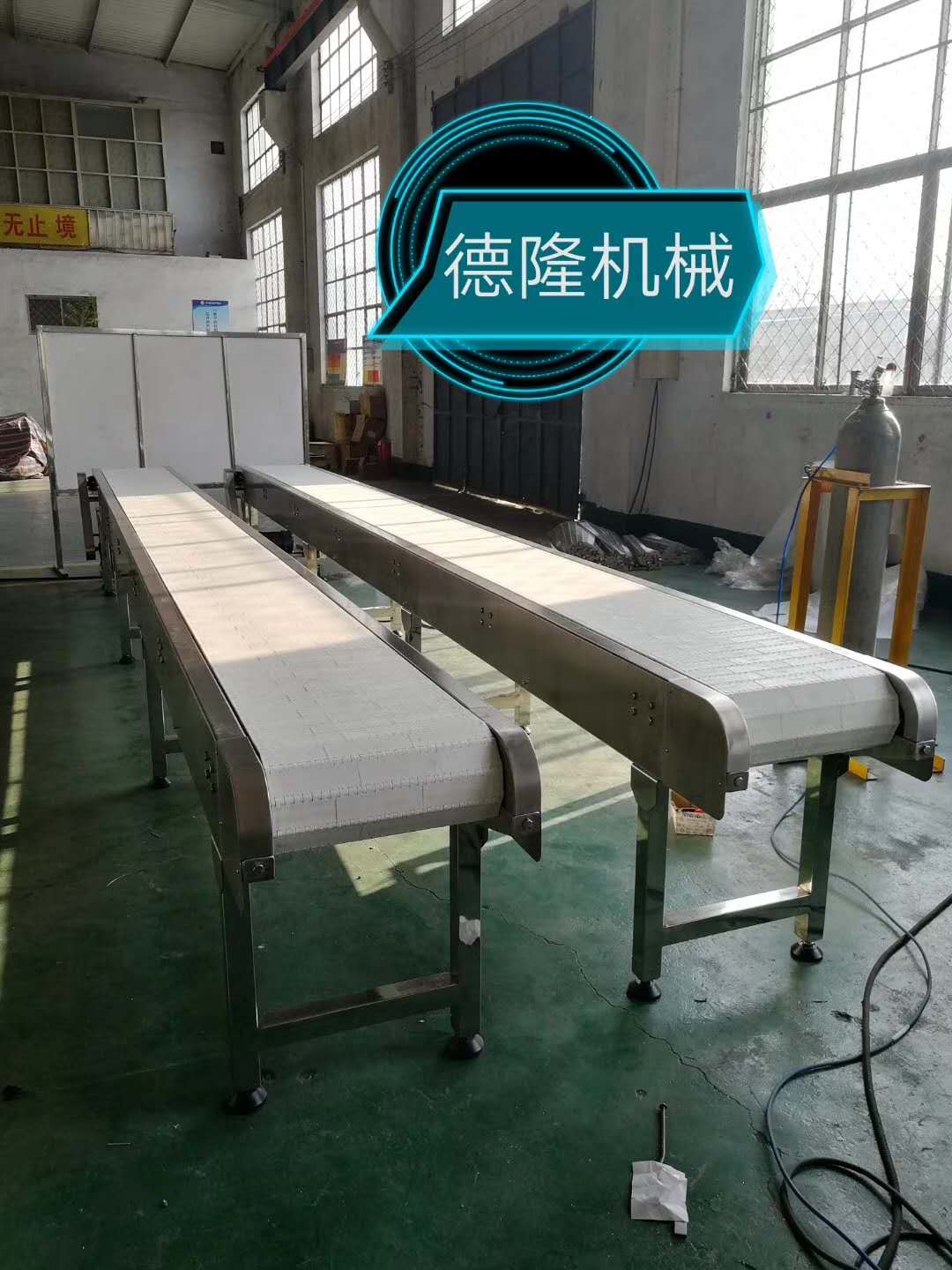 宁津输送机厂家定做弧形皮带传送带 拐角输送机