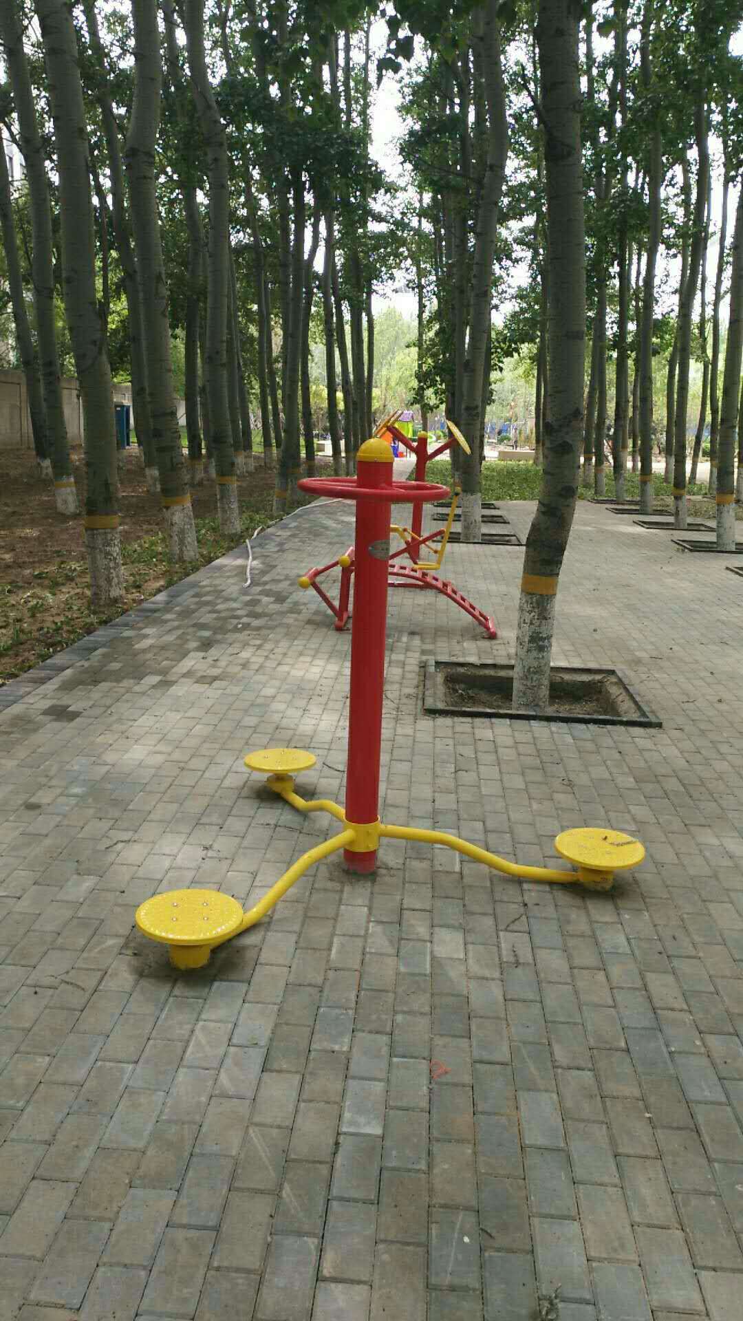 南昌公园健身器材指导安装-广胜体育