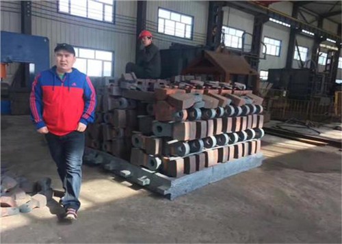 吐鲁番优质高铬球生产厂家 优质推荐 湘泉耐磨供应
