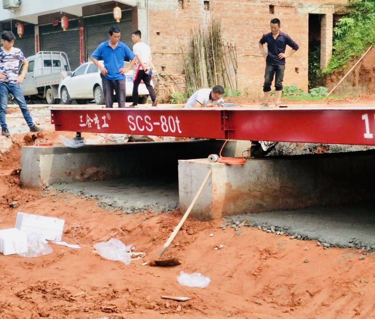 武汉浩明洪城建筑工程有限公司 安装 3x14米-120t 汽车衡