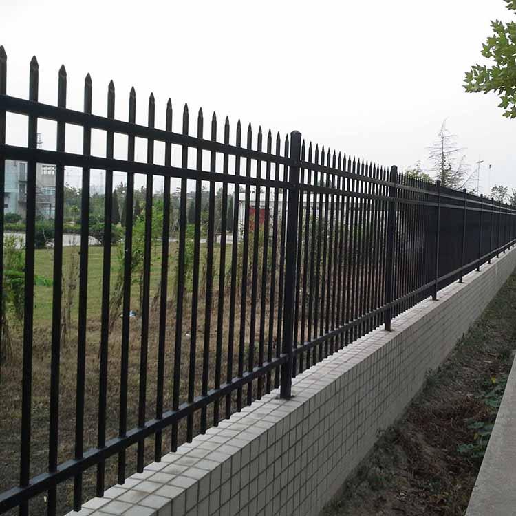 河南众赢厂家生产定制锌钢防盗带弯围墙护栏 停车场护栏