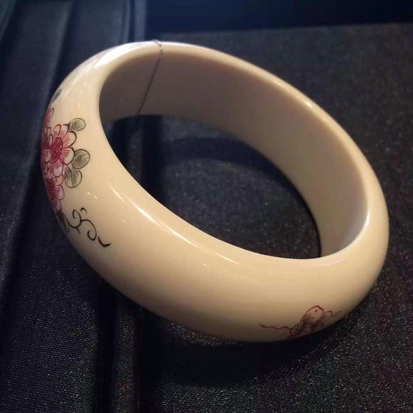 象牙手镯坏了去修复