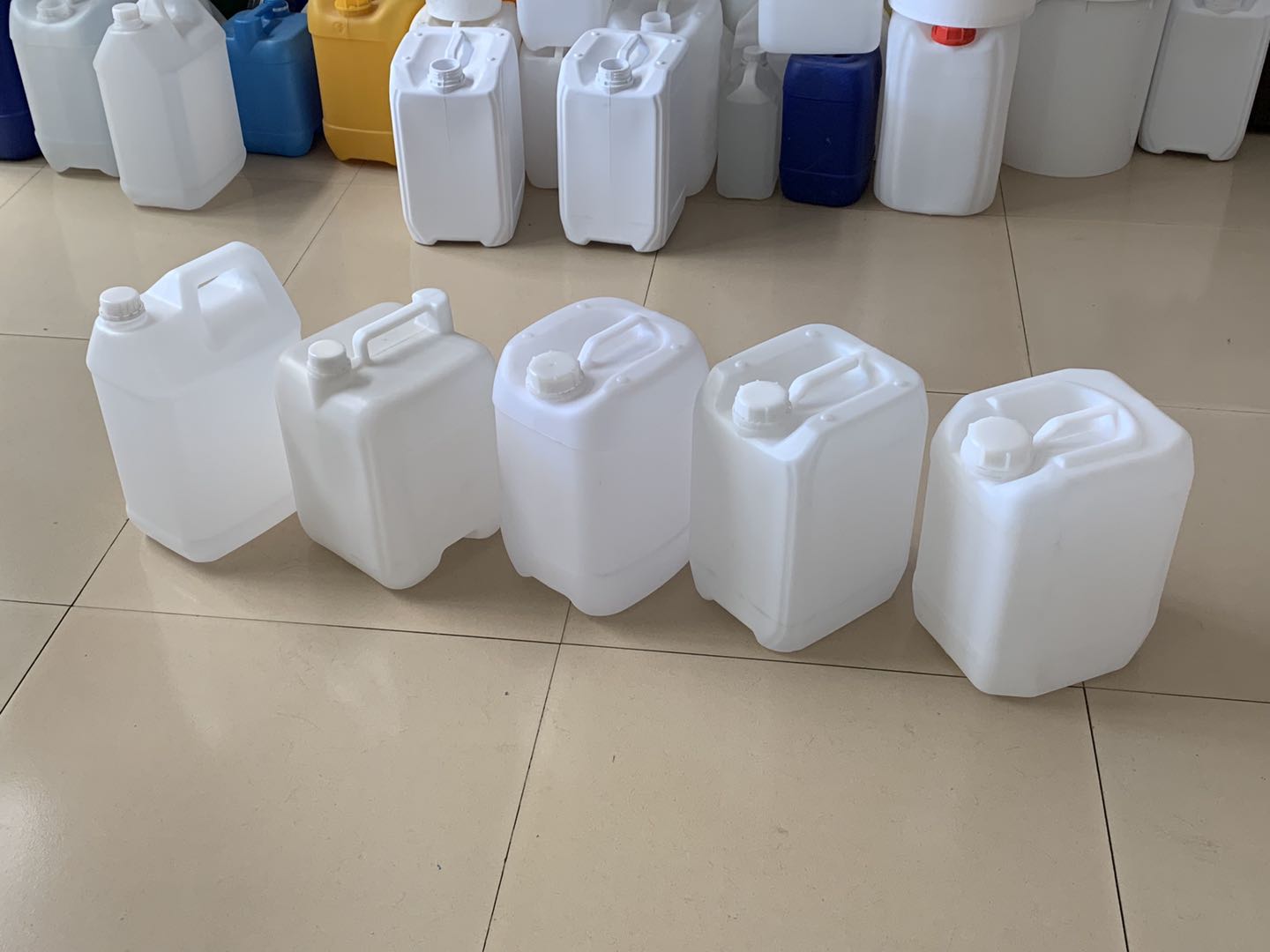 供应10公斤方型塑料桶10升堆码塑料桶10KG塑料桶