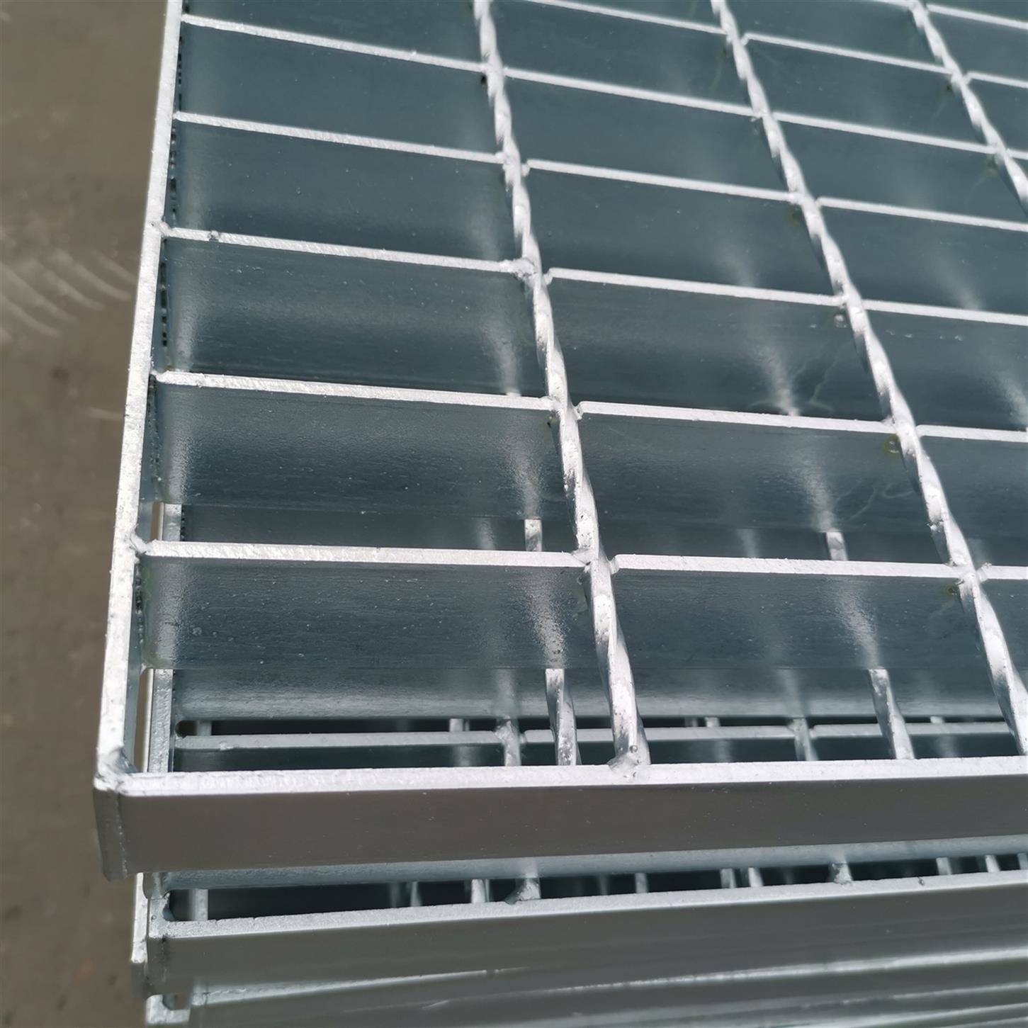 厂家供应镀锌钢格栅板 电厂载重水沟盖板 不锈钢网格板厂家