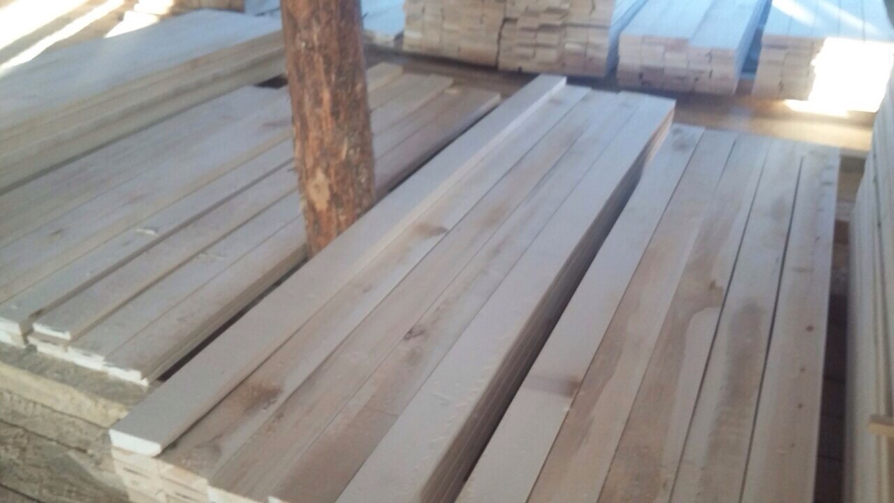 桦木齐边板，等级BC级，俄罗斯进口木材，直接从俄罗斯工厂订购