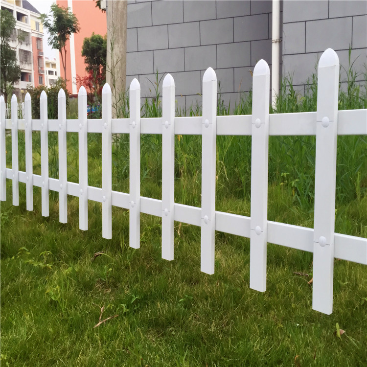 A锌钢草坪护栏 城市绿化带草坪护栏 pvc草地围栏