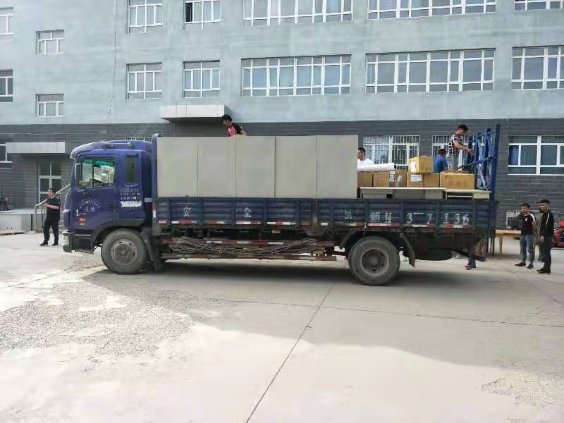 新疆正规长途搬家来电咨询 来电咨询 阿克苏市亚龙搬家供应