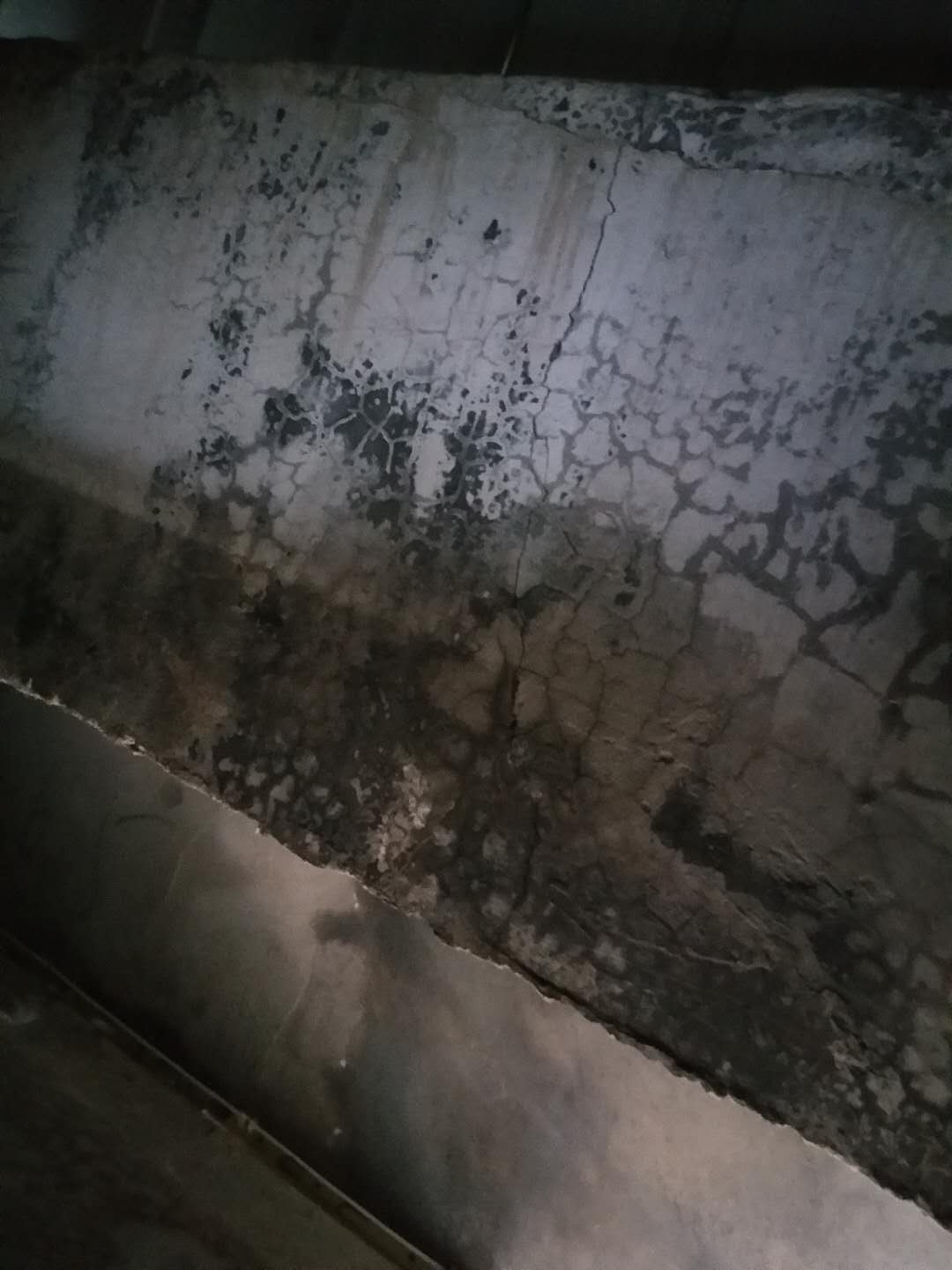南宁市地下室地面冒水补漏公司