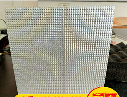 克拉玛依正规贴铝箔橡塑板 华美达保温材料供应