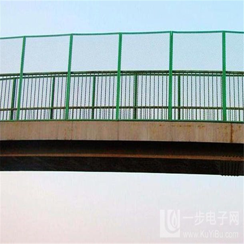厂家直销低碳钢丝编织网 桥梁防抛网 高速公路桥梁两侧隔离护栏