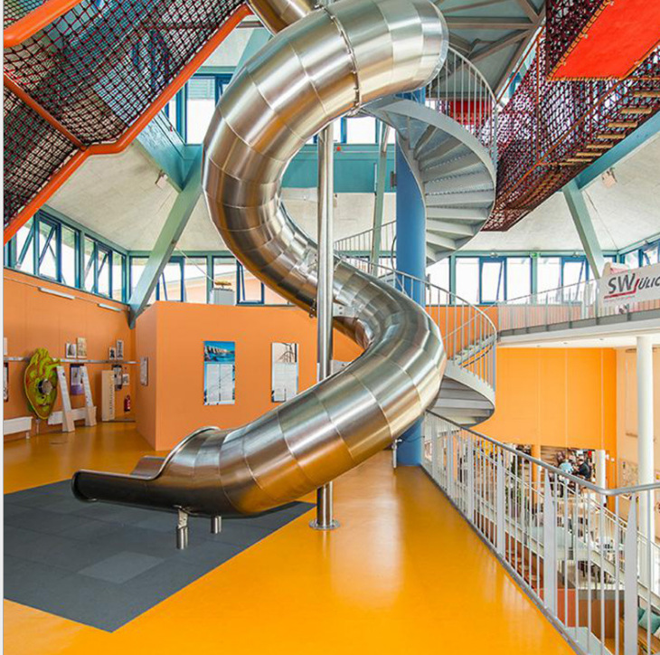 小魔仙专业定制室内商场大型不锈钢螺旋滑梯设备