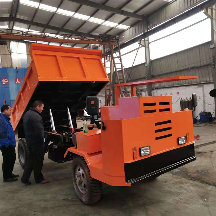 生产各种六驱拉毛竹自卸车 15吨拖拉机自卸车 翻斗运输拖拉机厂家