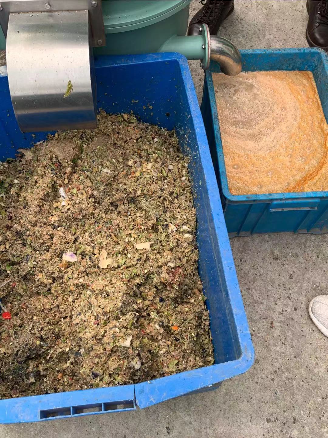 上海生鲜餐厨垃圾处理机、生鲜餐厨垃圾粉碎脱水机