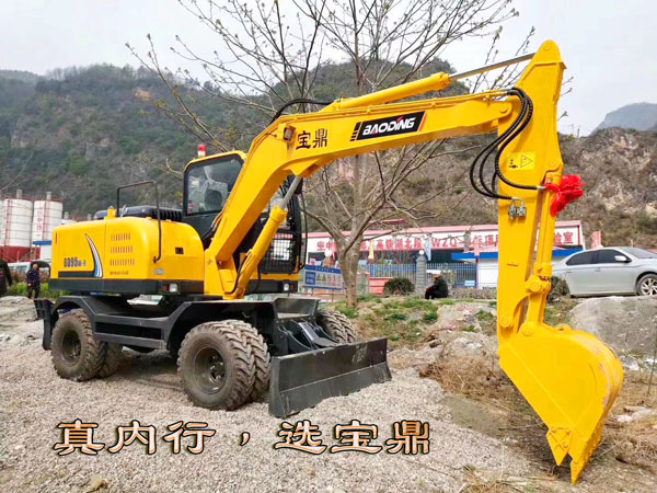 广东全新轮胎式挖掘机生产厂家