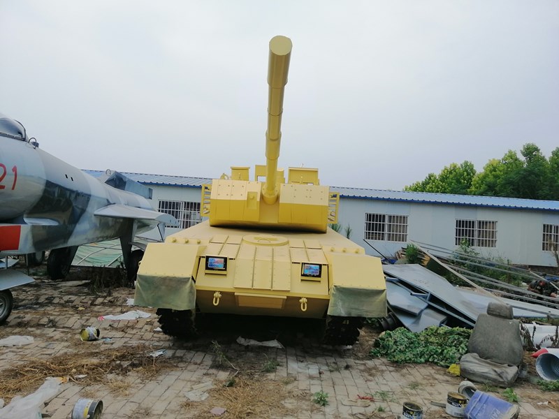 本公司承接军事展生产军事模型飞机坦克出租彩虹滑道租赁