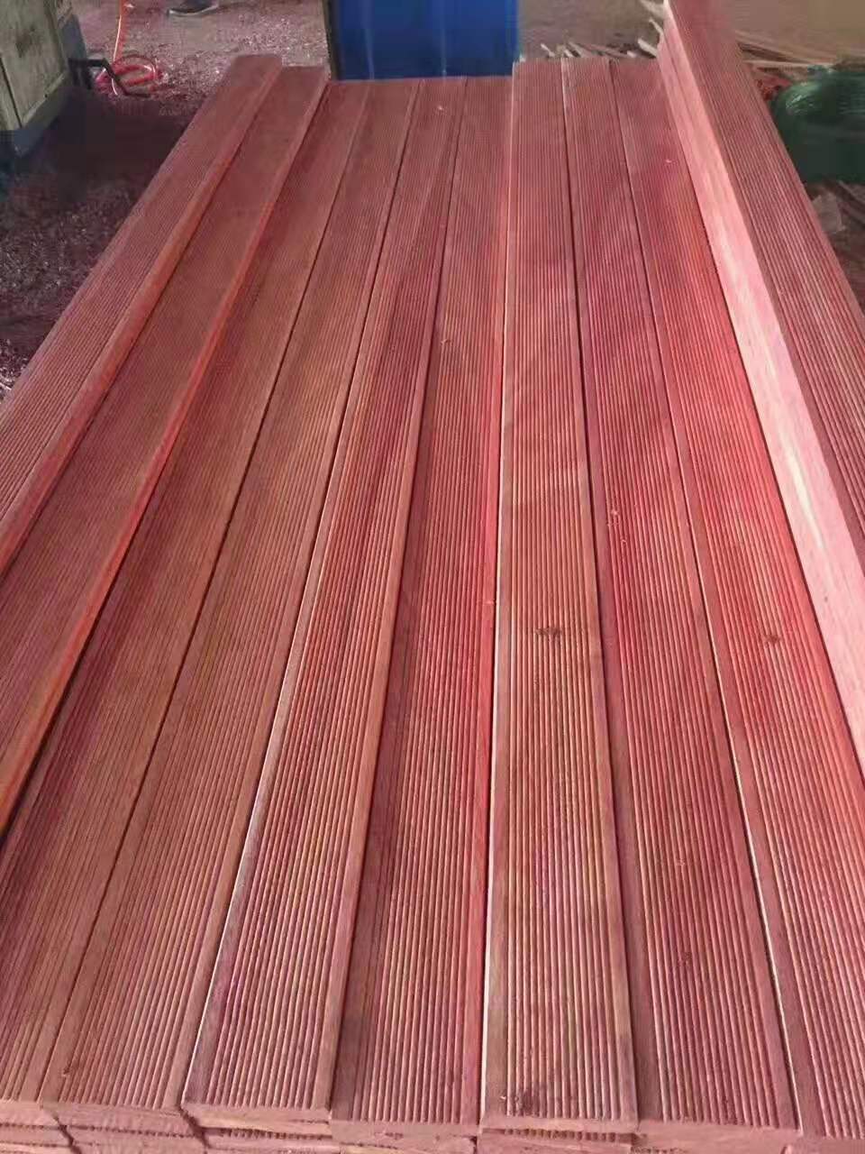 上海柳桉木电话