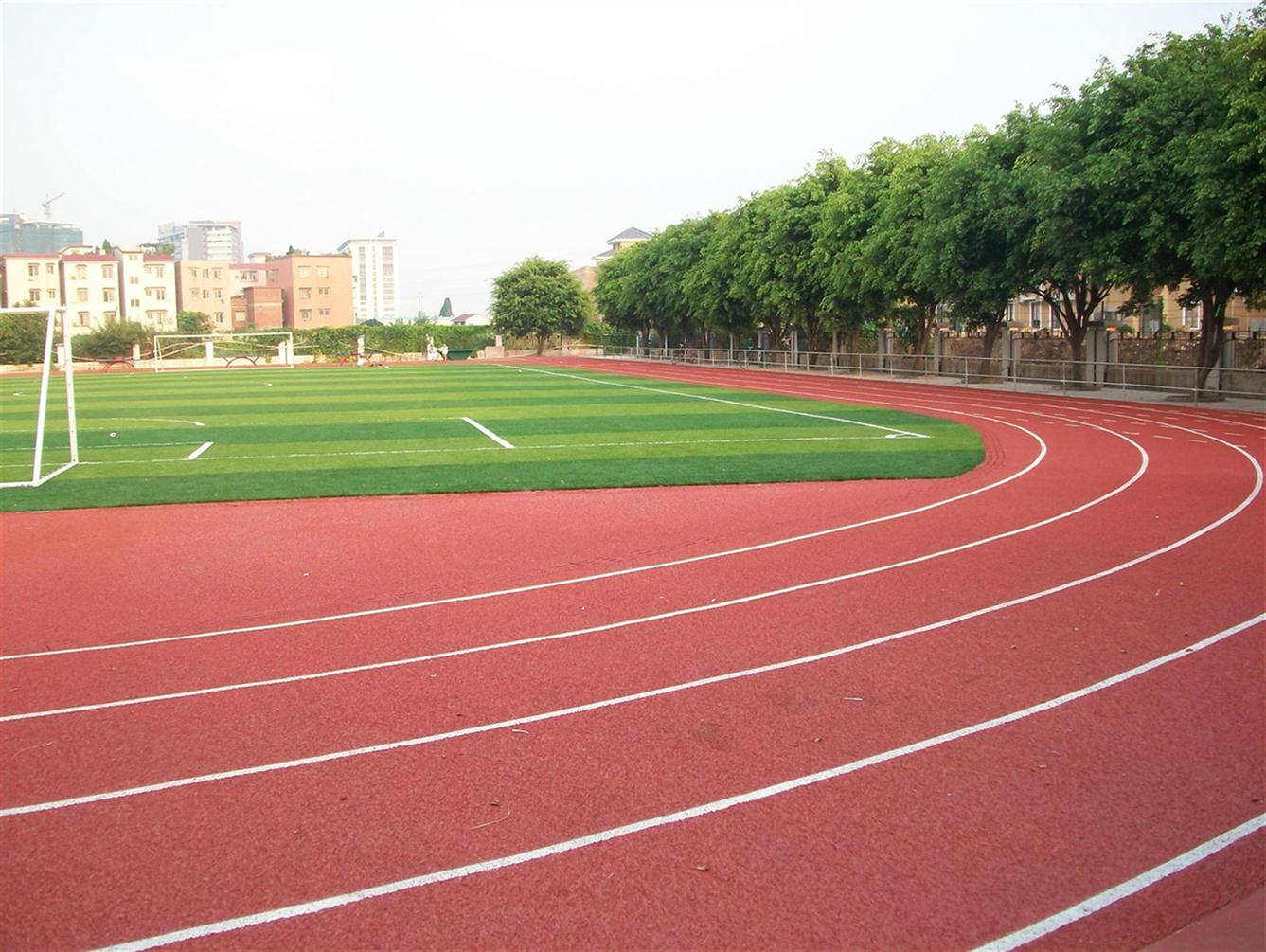 桂林市象山区全塑型塑胶跑道跑道