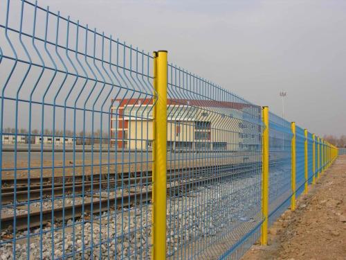 双边丝护栏网边框围栏 公路护栏网 养殖铁丝护栏网鱼塘防护围栏