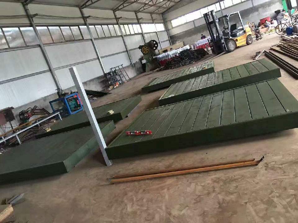 濮阳400米障碍训练器材厂家