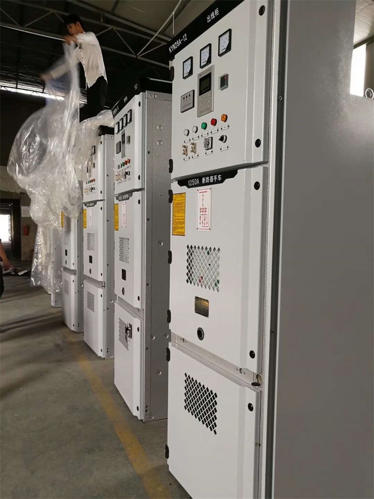 河北保定KYN28 KYN28-12抽出式高压开关柜华仪电气生产