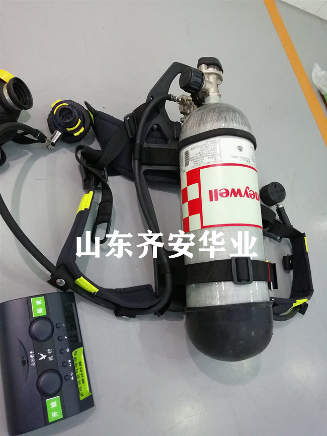 SCBA105L进口Luxfer消防空气呼吸器供气阀供应