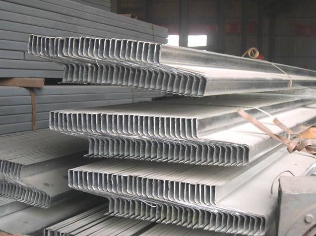 Z型钢 檩条 广泛用于钢结构厂房