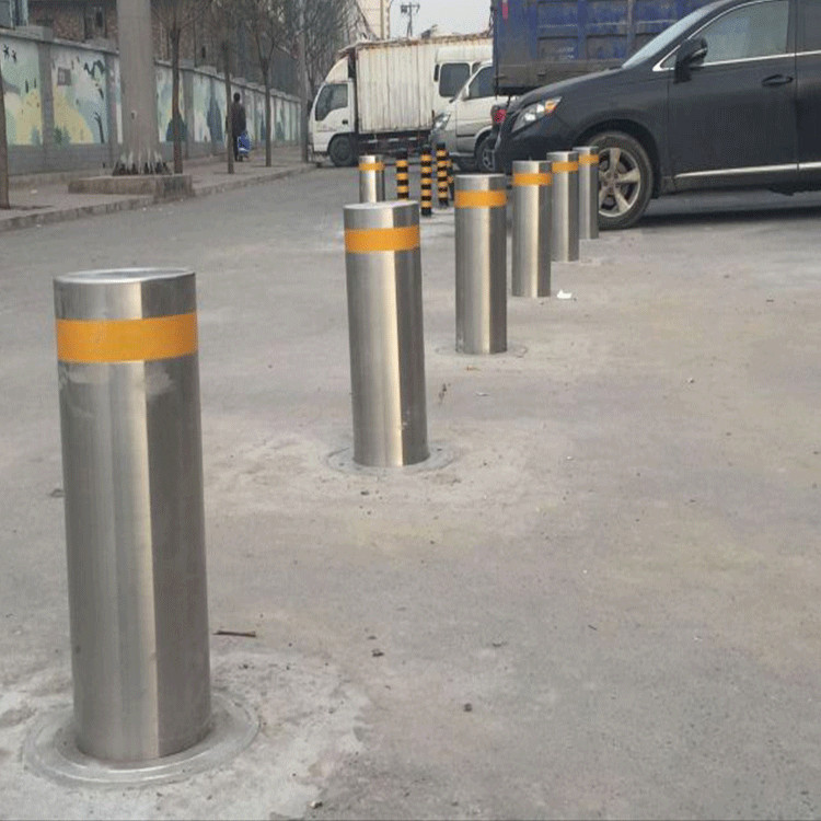 河南申济厂家直销不锈钢路桩隔离路障反光警示柱