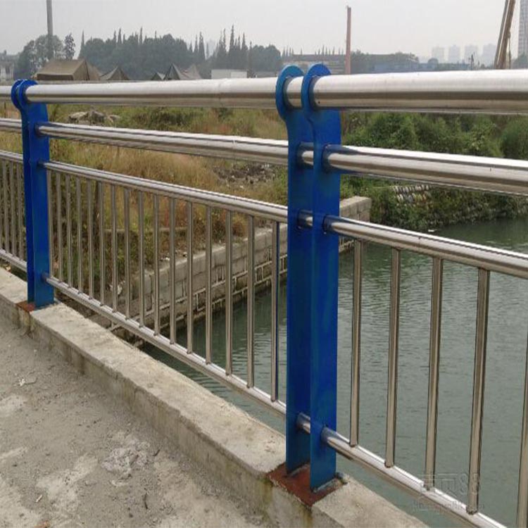 河南申济桥梁护栏道路河道公园景观不锈钢复合管