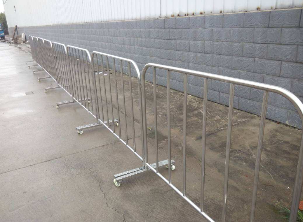 钦州铁马护栏定制 不锈钢铁马护栏