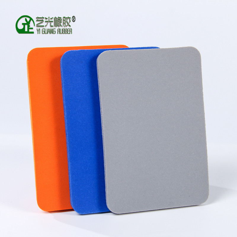 电池用硅胶发泡板 硅胶板硅胶发泡板耐热硅胶板烫画机硅胶垫