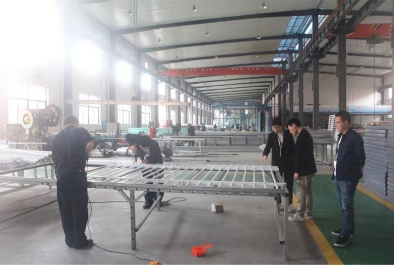 厂家供应长沙锌钢护栏，专业生产新型锌钢护栏