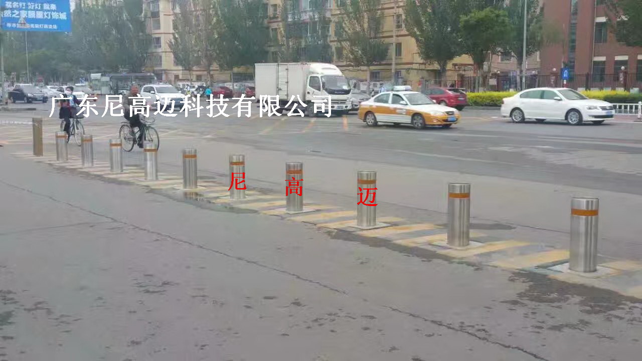 盾标防护半自动升降路桩升降路障挡车柱不锈钢防撞柱广场升降路障