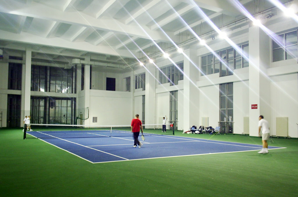经营性室内网球场灯光布置 网球场**LED灯