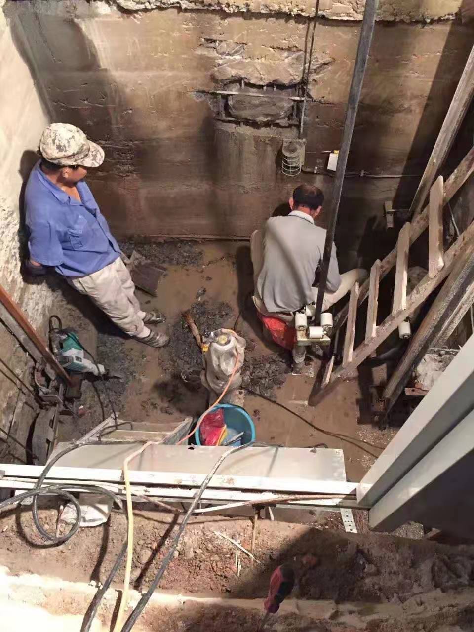 电梯井基坑渗水如何处理
