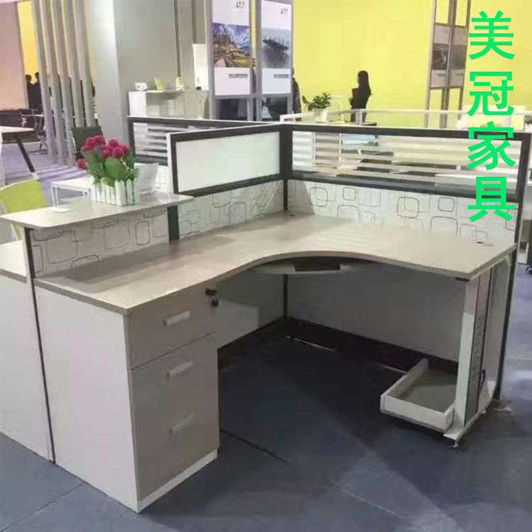 职员办公桌-职员办公桌厂家-商丘带屏风隔断的办公桌