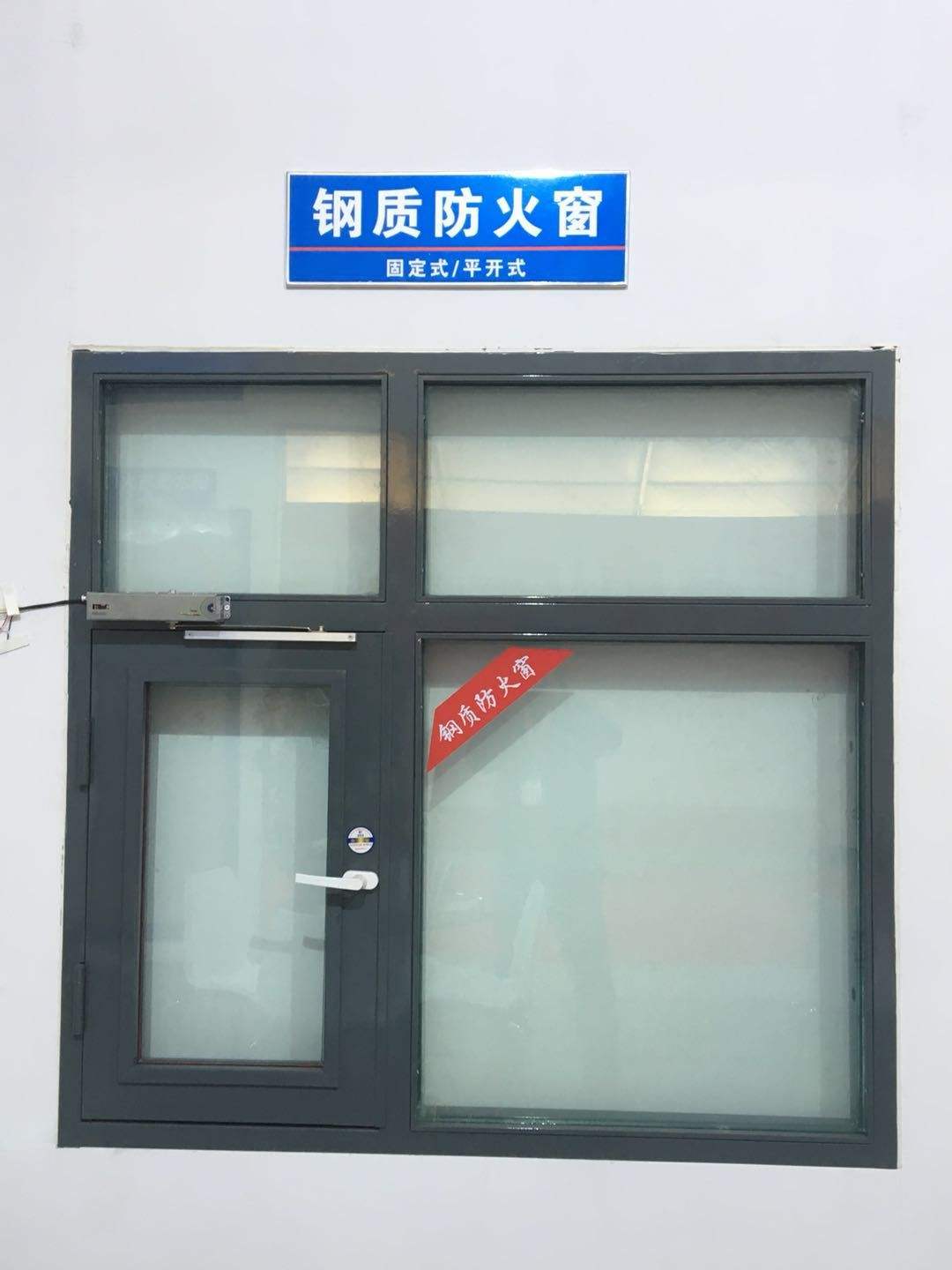 深圳不锈钢玻璃防火门厂家批发直销价格可安装