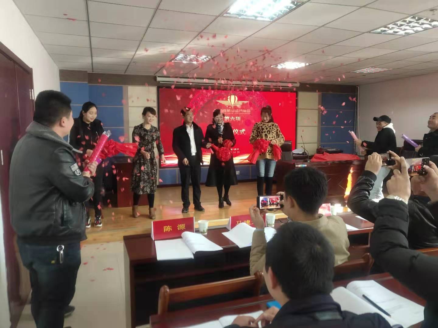 海东网红载人热气球飞行体验系留飞行