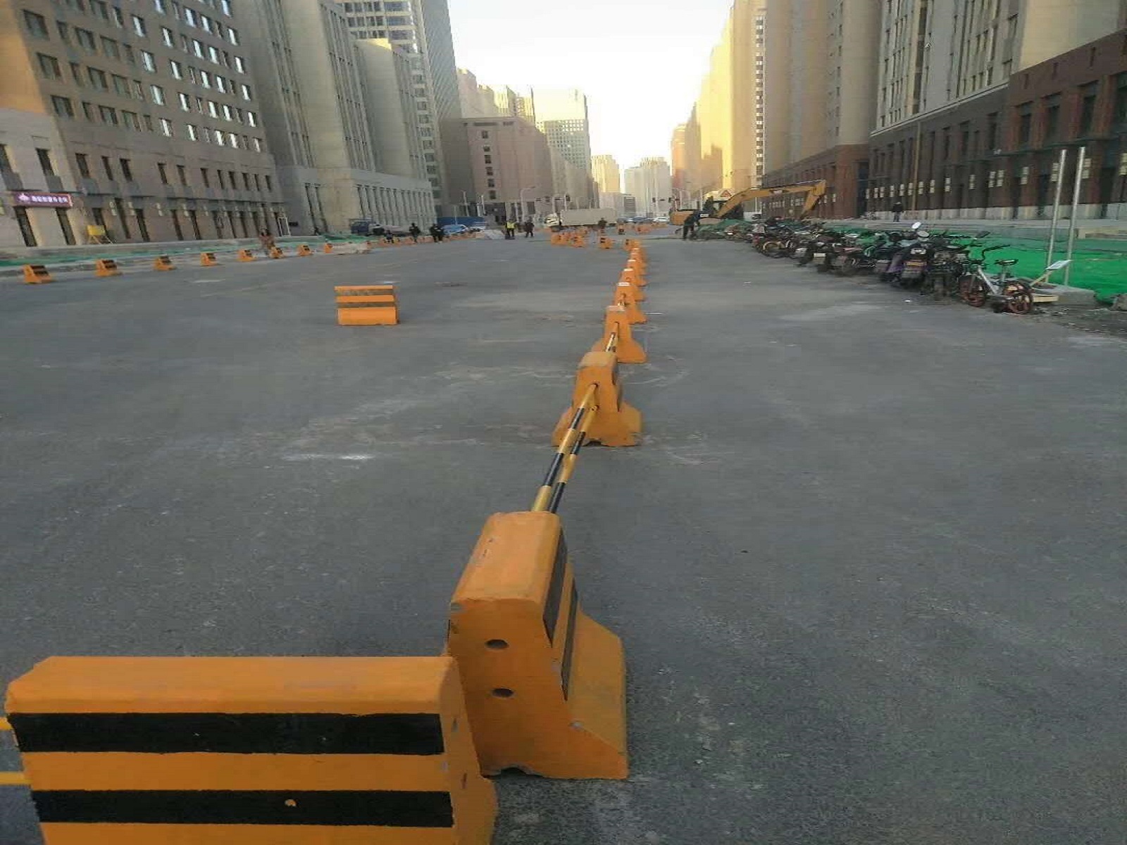 河北北京天津水泥隔离墩定制安装