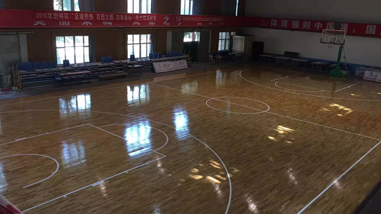 平江县桦木体育馆木地板厂家 规格齐全 安装方便