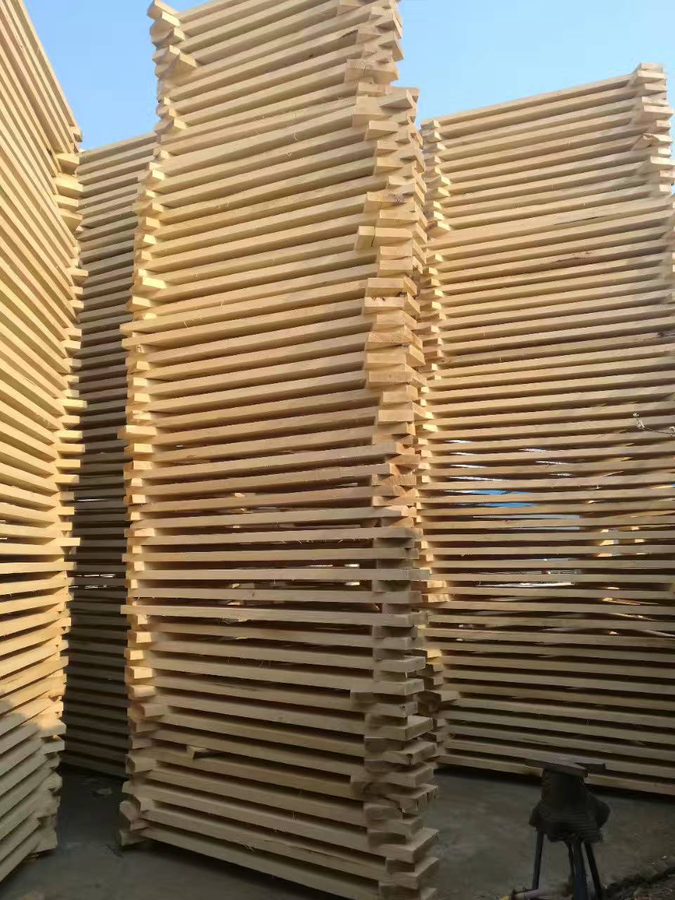 建淼木材加工厂 白杨木板材白椿木板材榆木苦楝木烘干板材厂家